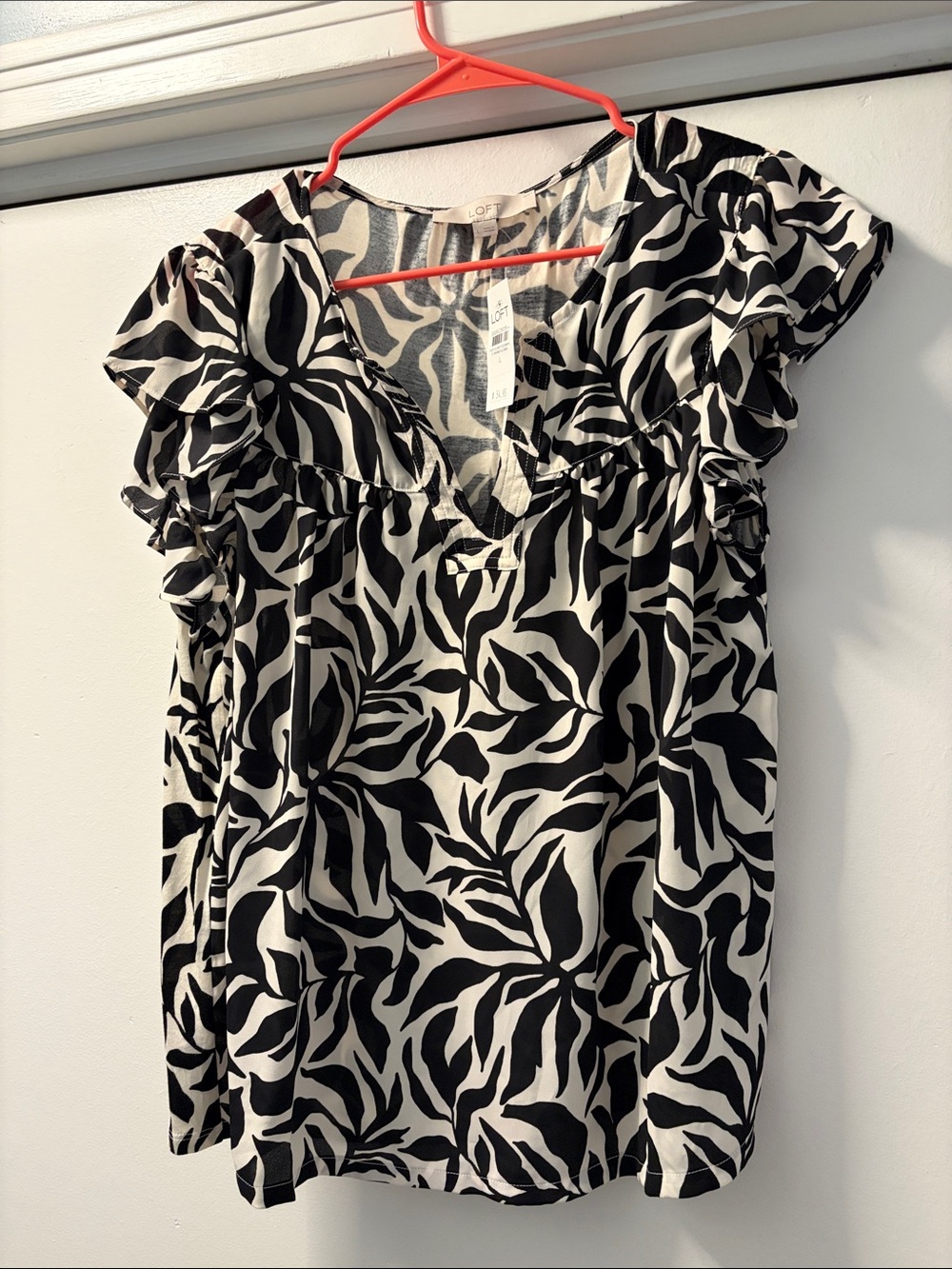 LOFT Black and White Leaf-Print Ruffle V-Neck Blouse